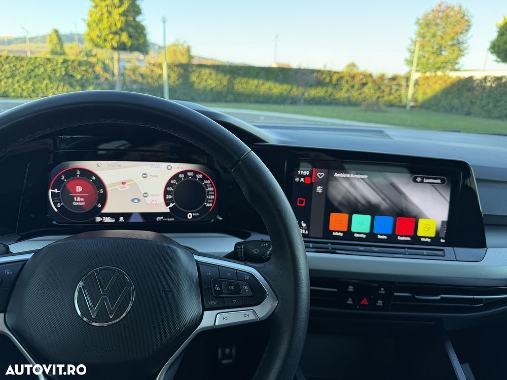 Volkswagen Golf - 11