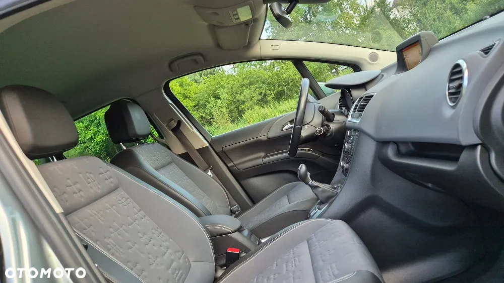 Opel Meriva 1.4 T Cosmo - 16