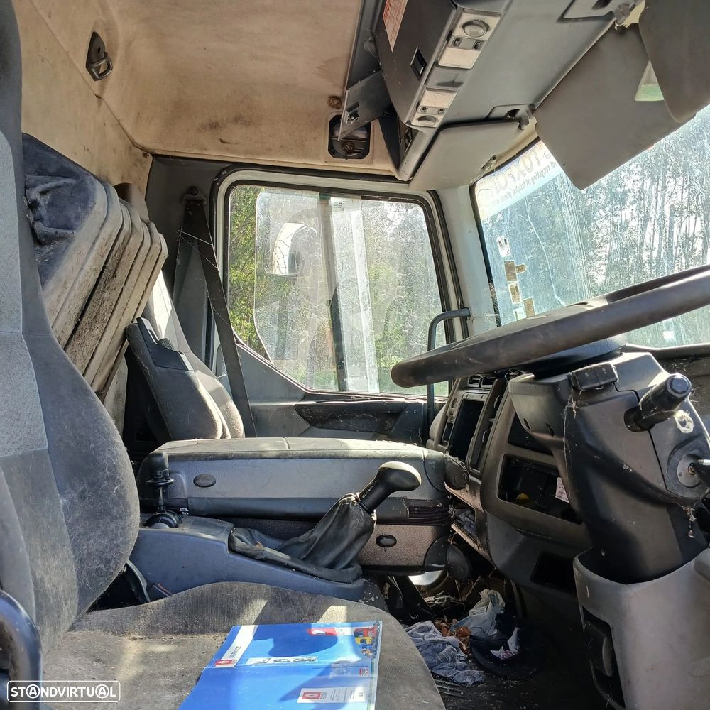 Renault Midlum 4.1 de 2006 – Peças Usadas - 5