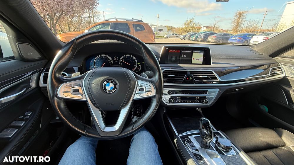 BMW Seria 7 730d xDrive - 12