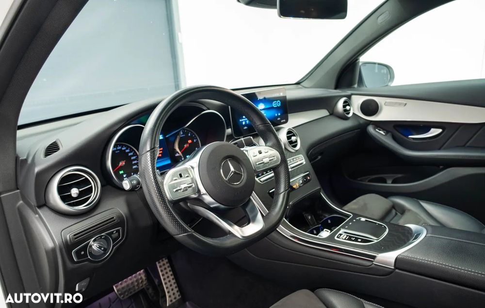 Mercedes-Benz GLC - 17