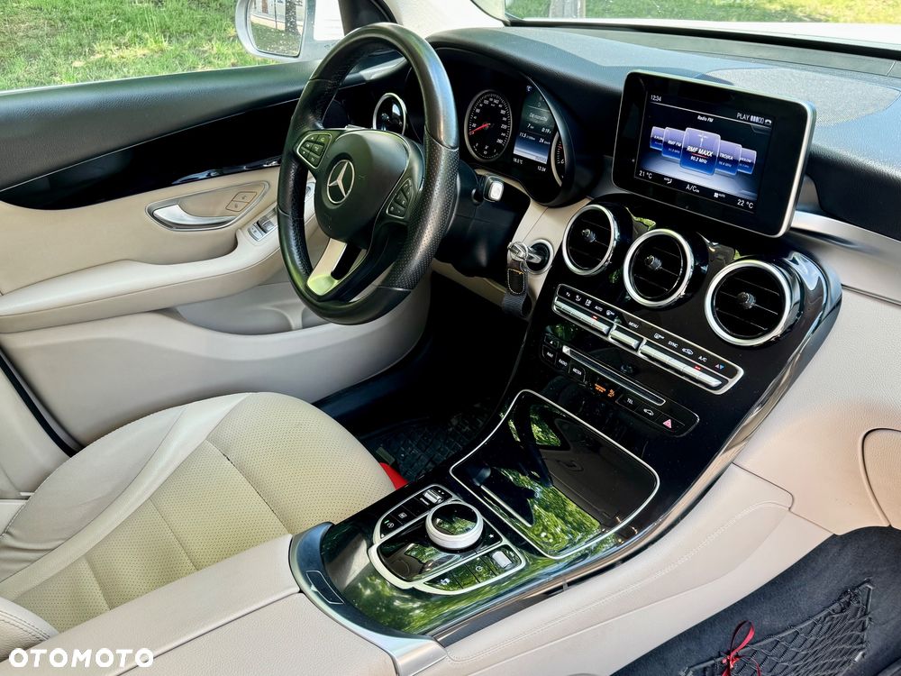 Mercedes-Benz GLC - 7