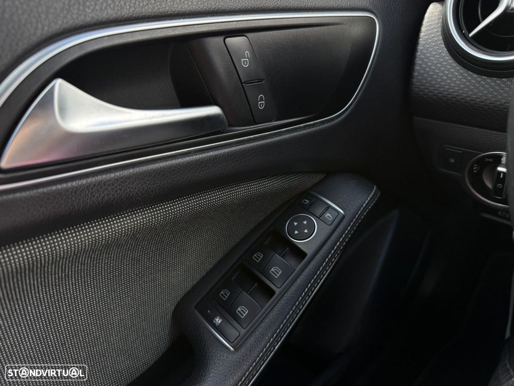 Mercedes-Benz A 180 d Urban - 10