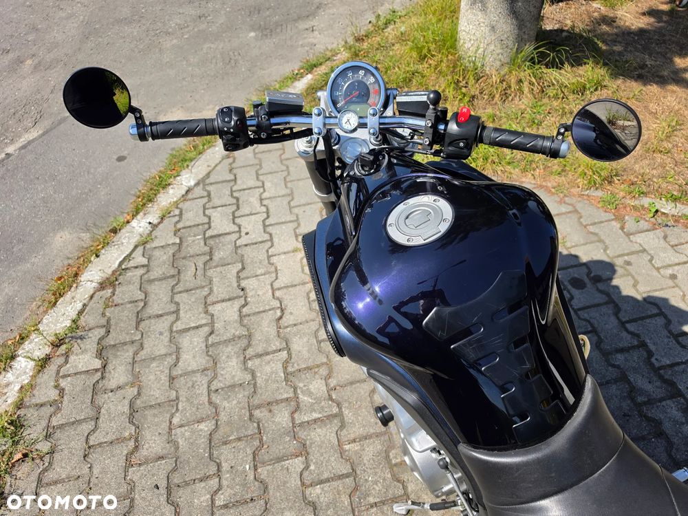 Yamaha MT - 7