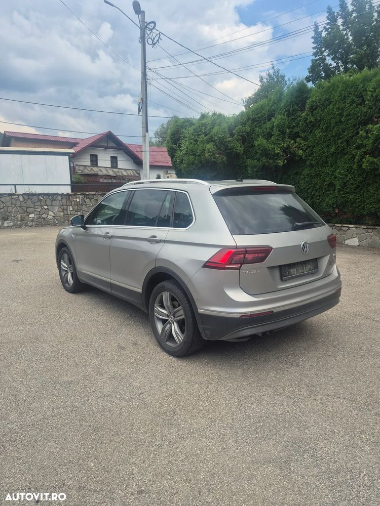 Volkswagen Tiguan - 6