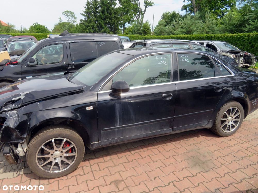 SEAT EXEO 3R2 SEDAN 2009 LC9Z 2.0 TDI CAGA 142KM CSH CZARNY na części - 2