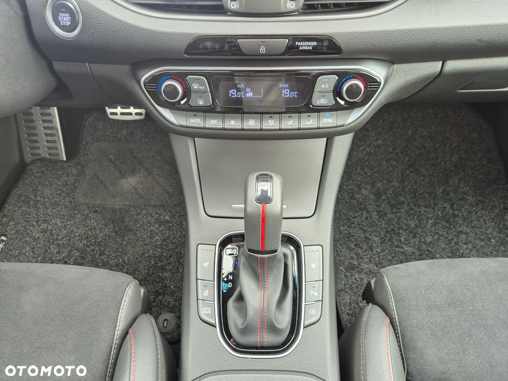 Hyundai i30 1.5 T-GDI 48V-Hybrid DCT N-Line - 19