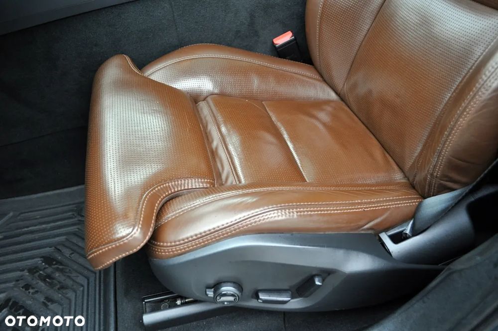 Volvo XC 60 D5 AWD Inscription - 17