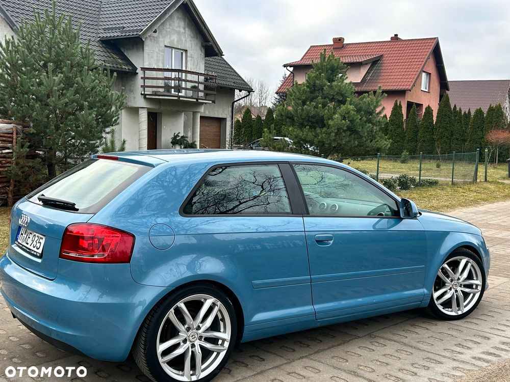 Audi A3 3-drzwiowe 1.6 Attraction - 5
