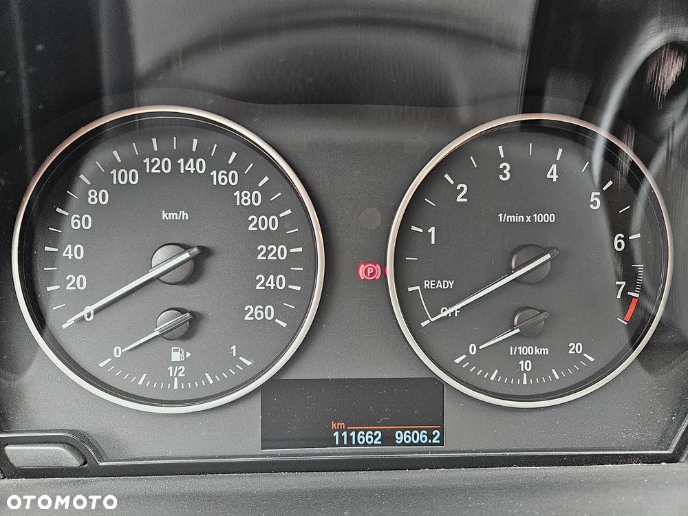 BMW X1 sDrive18i xLine - 11