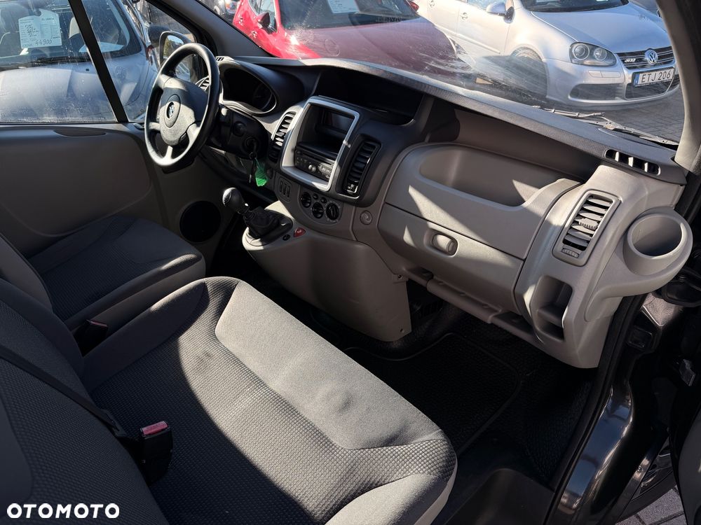 Opel Vivaro - 6
