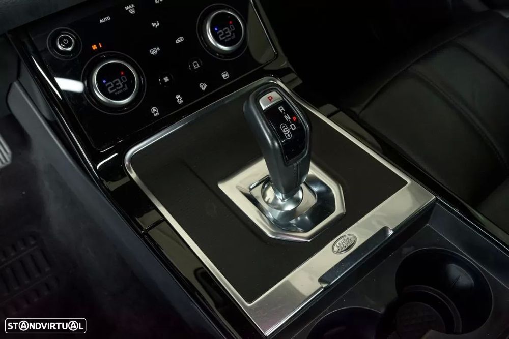 Land Rover Range Rover Evoque 1.5 P300e AWD S Auto - 17