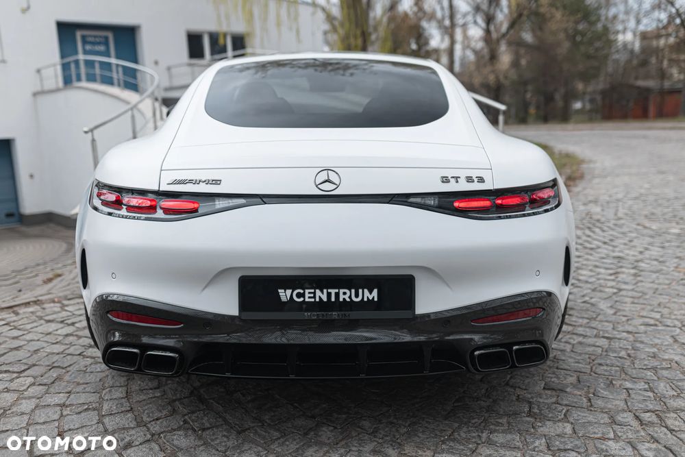 Mercedes-Benz AMG GT - 11