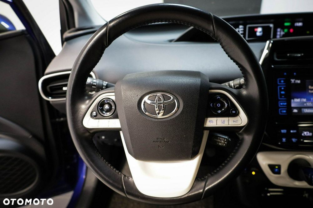 Toyota Prius - 17