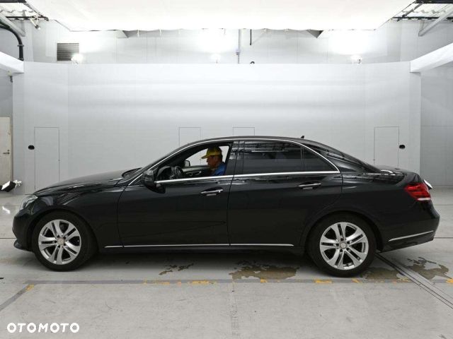 Mercedes-Benz Klasa E 300 4Matic 7G-TRONIC Avantgarde - 5