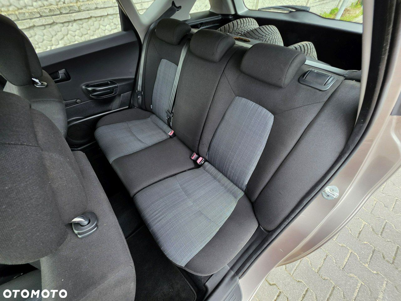 Kia Ceed - 24