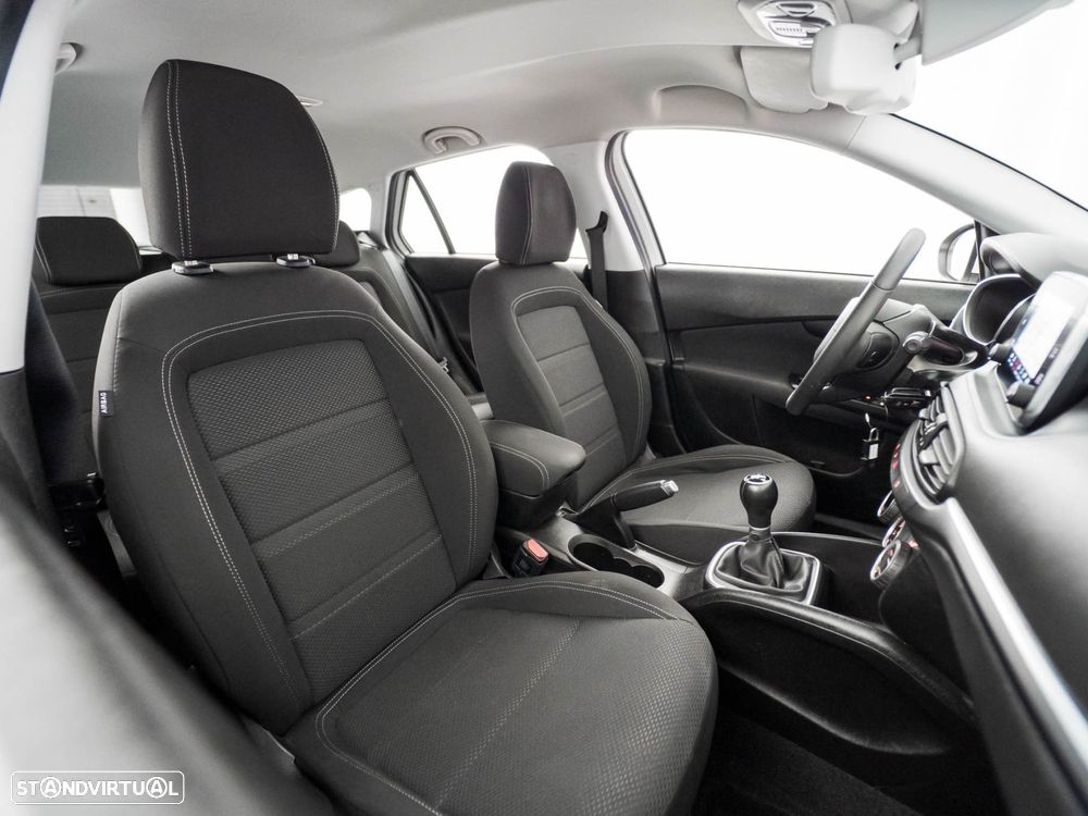 Fiat Tipo Station Wagon 1.3 M-Jet Lounge - 29