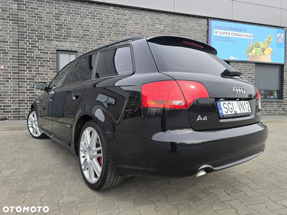 Audi A4 Avant 2.0 TDI DPF quattro - 11