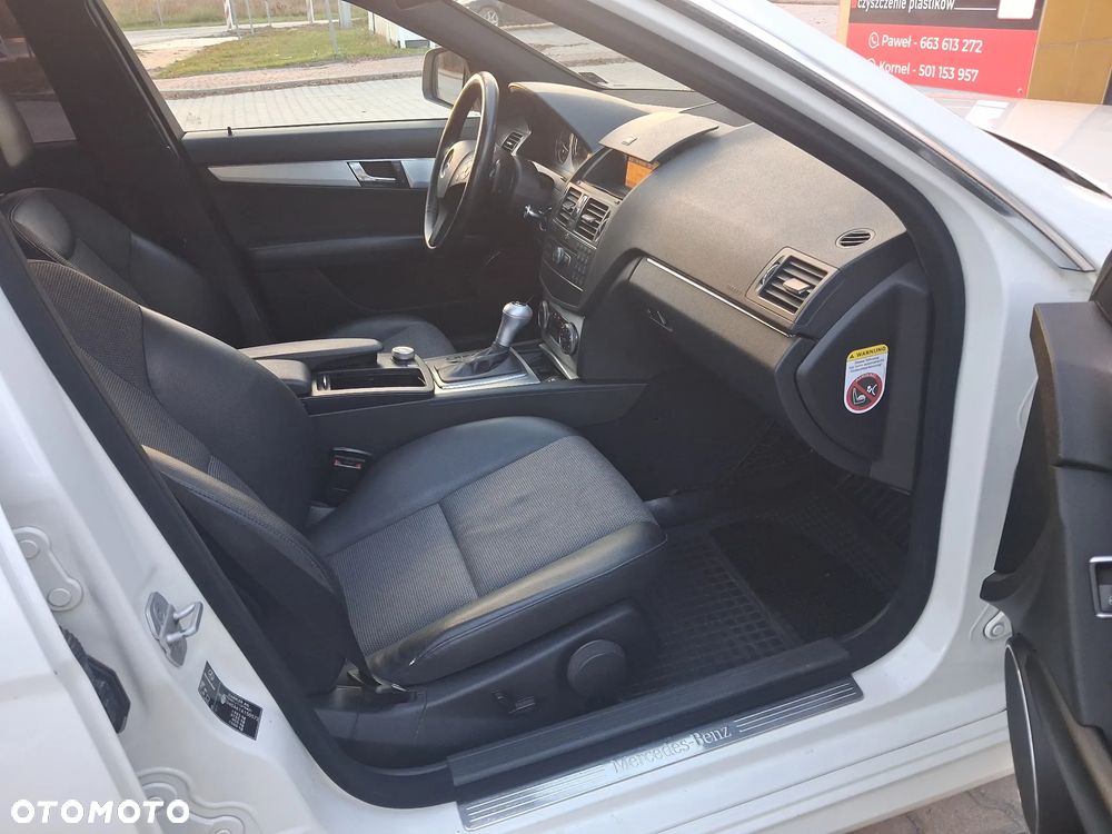 Mercedes-Benz Klasa C 180 Kompressor Automatik Elegance - 35