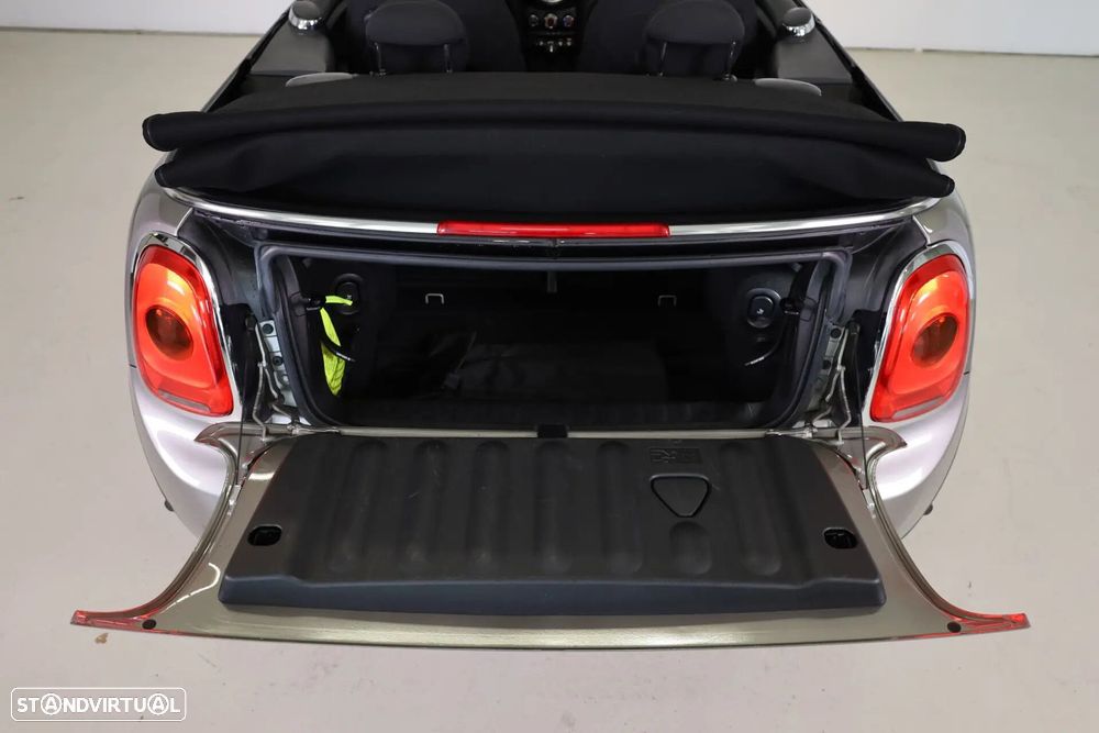 MINI Cabrio One Sport Edition - 21