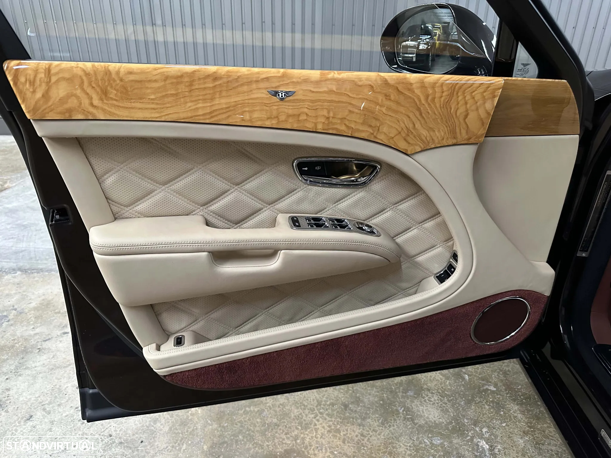 Bentley Mulsanne - 50
