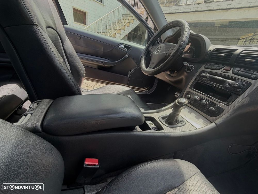 Mercedes-Benz C 220 - 25