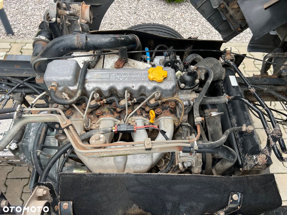 Nissan Atleon - 21
