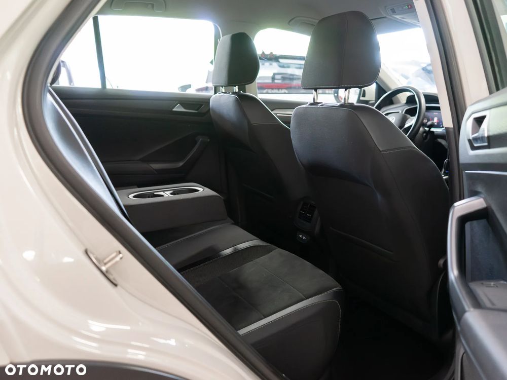 Volkswagen T-Roc 1.5 TSI Style DSG - 26