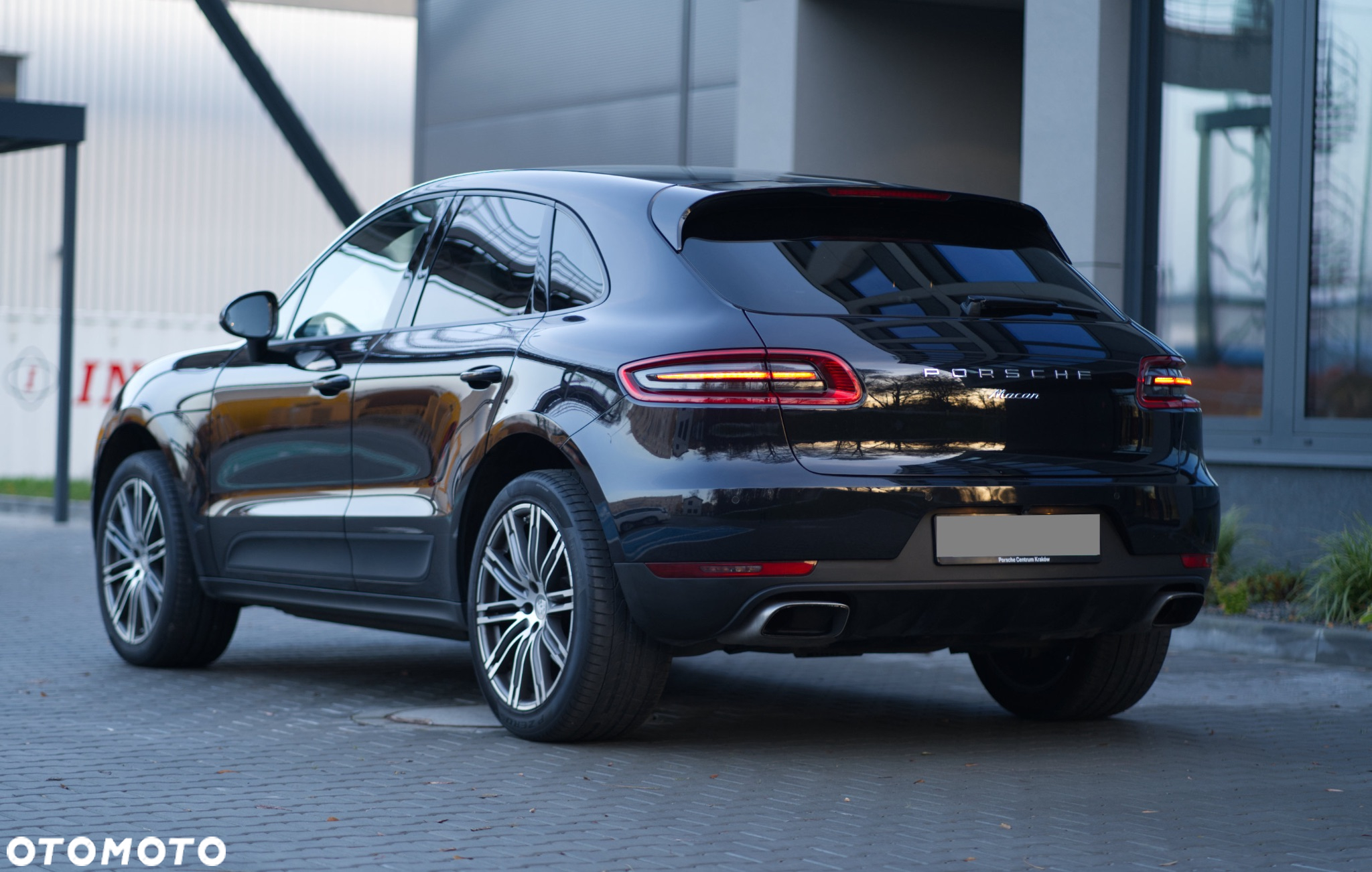 Porsche Macan Standard - 15