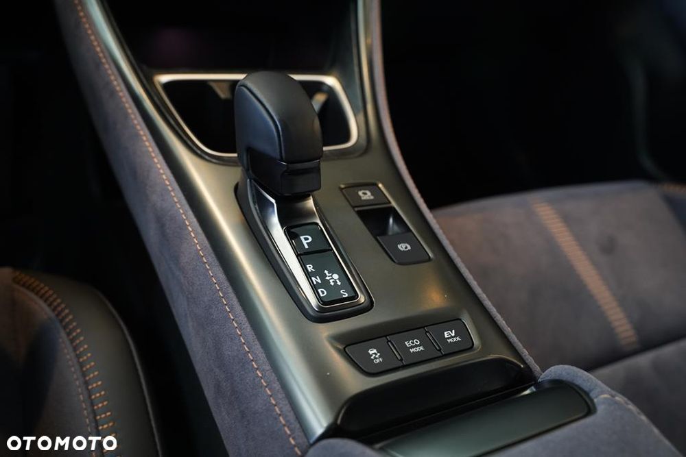 Lexus LBX 1.5 Hybrid Cool - 21