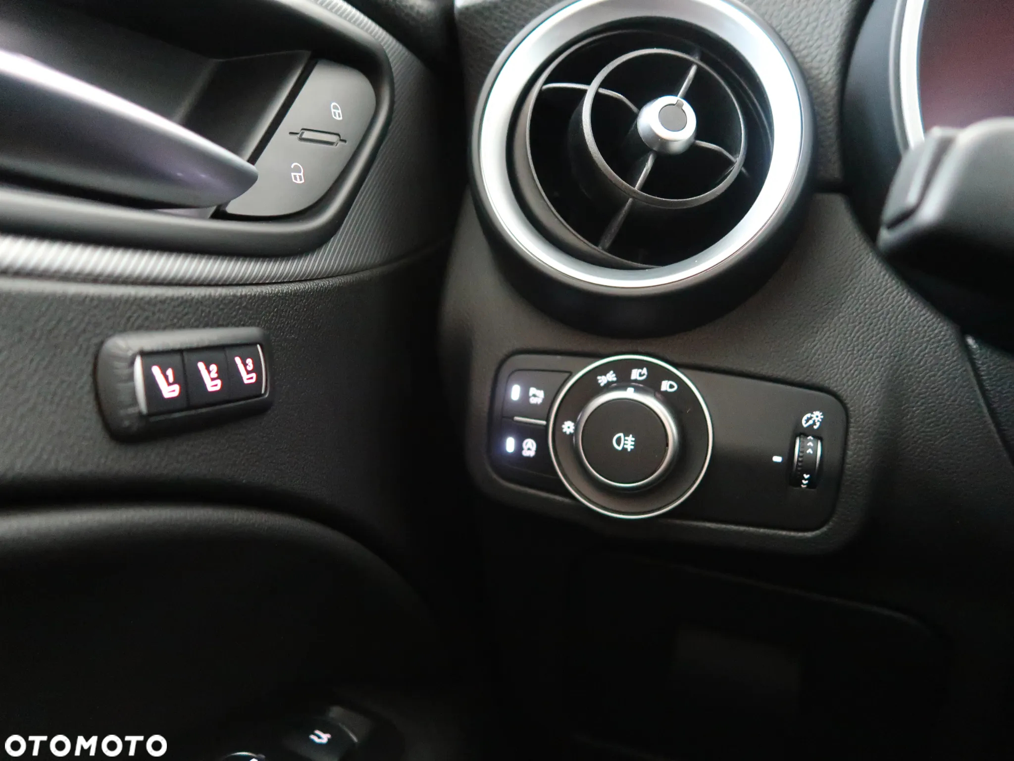 Alfa Romeo Stelvio 2.0 Turbo Veloce Q4 - 36