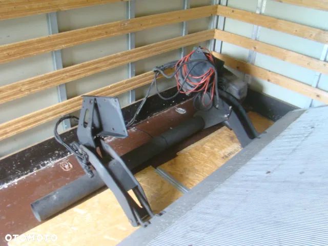 WINDA 750KG ZDIĘTA Z IVECO 2016R PASUJE NA KAŻDE AUTO - 7