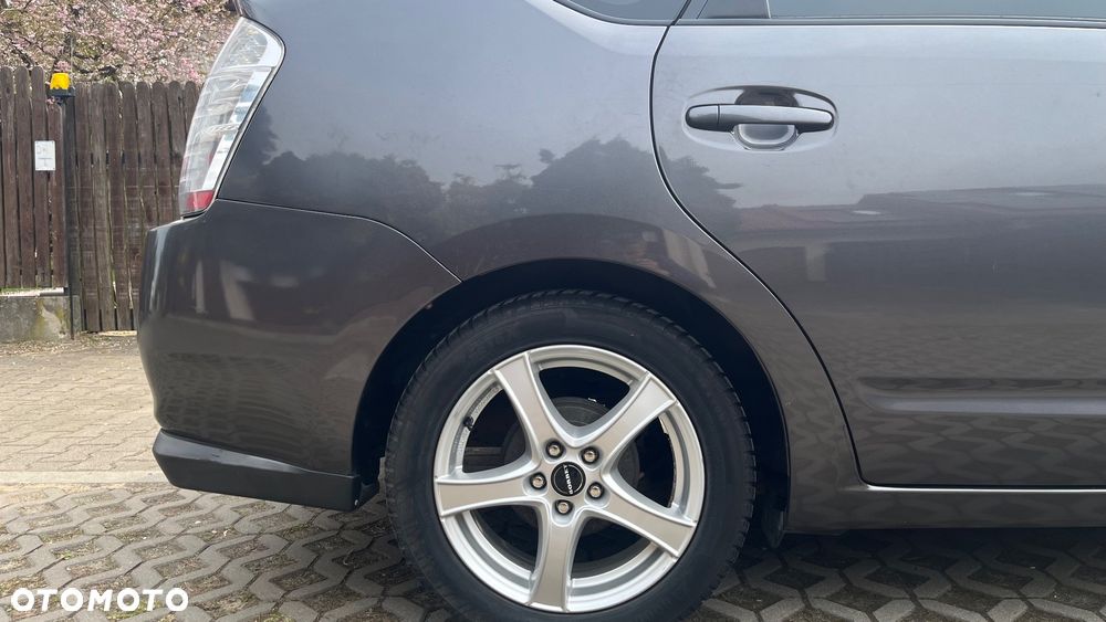 Toyota Prius 1.5 VVT-i Sol - 29