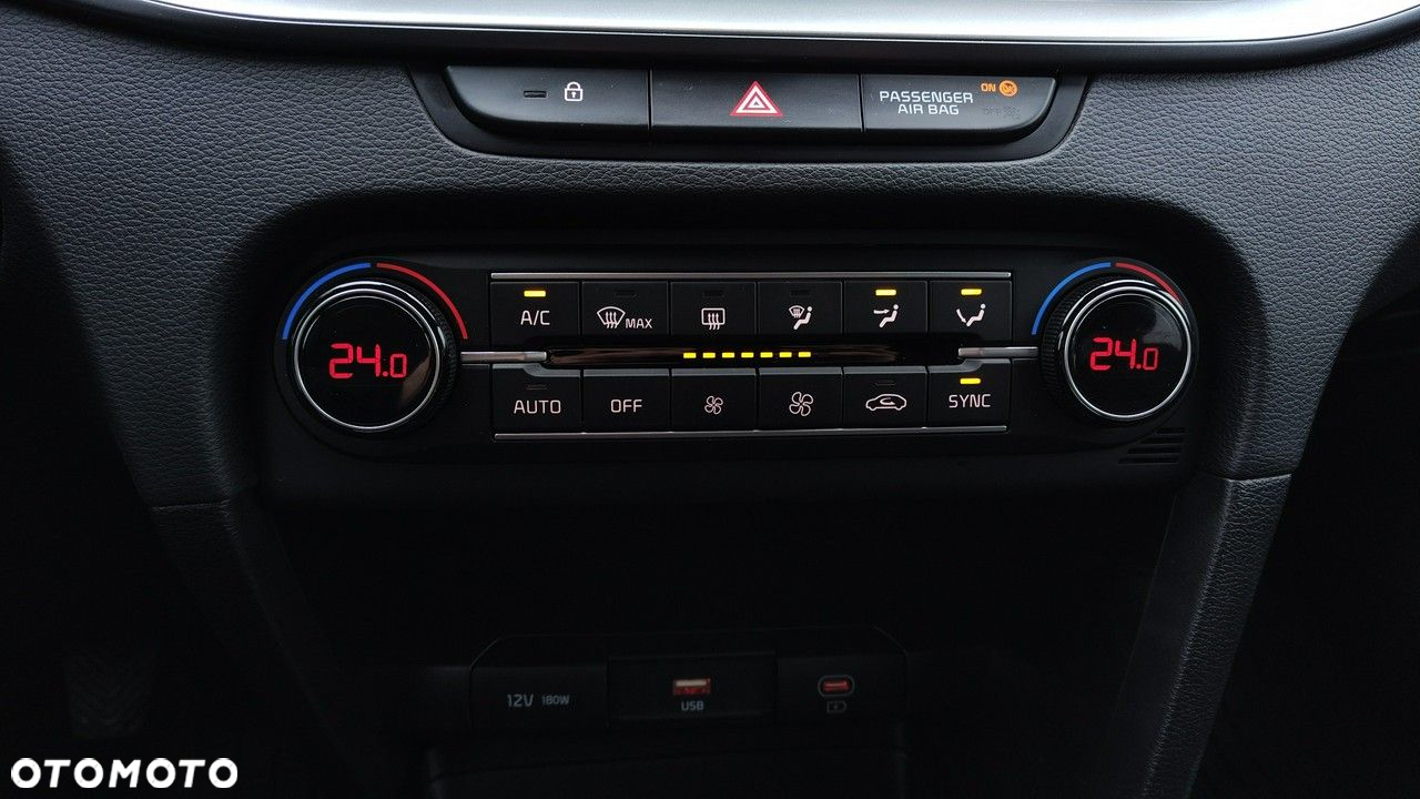 Kia Ceed - 18
