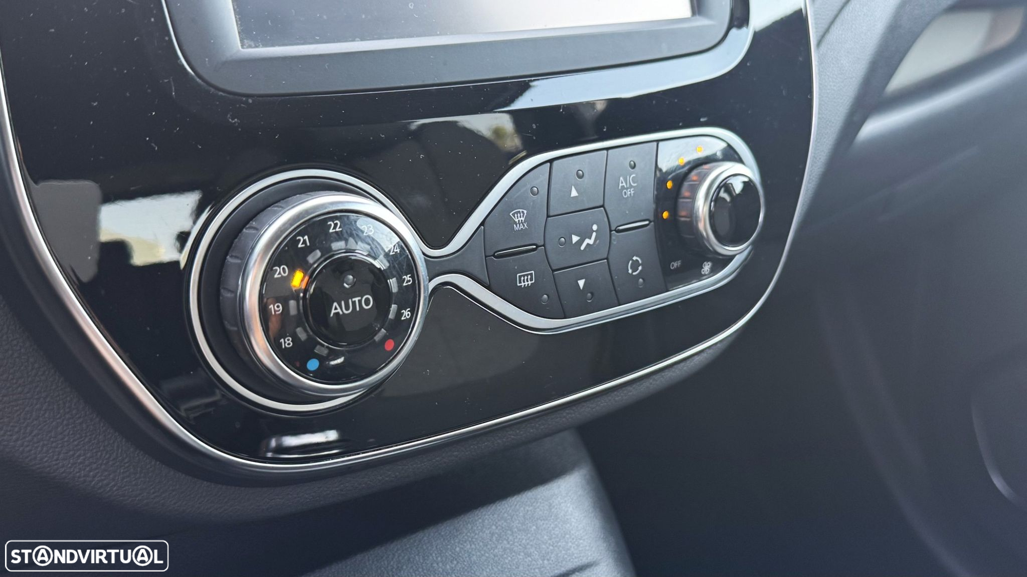 Renault Captur 0.9 TCE Exclusive - 23