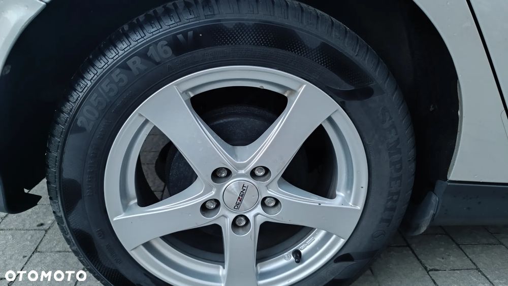 Ford Focus 1.6 TDCi DPF Trend - 12