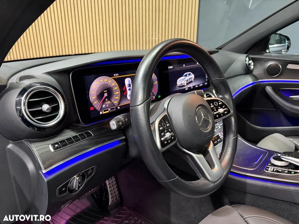 Mercedes-Benz E 220 d T-Modell 4MATIC Aut. - 19