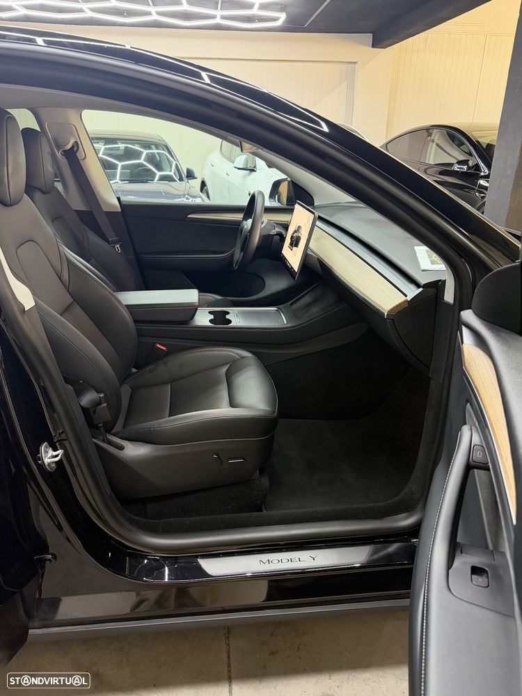 Tesla Model Y Standard - 6