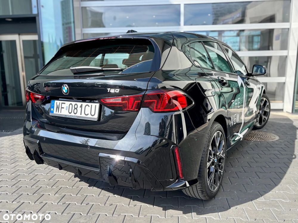 BMW Seria 1 120 mHEV - 6