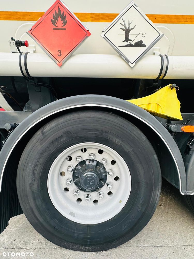 Kassbohrer STB - 20