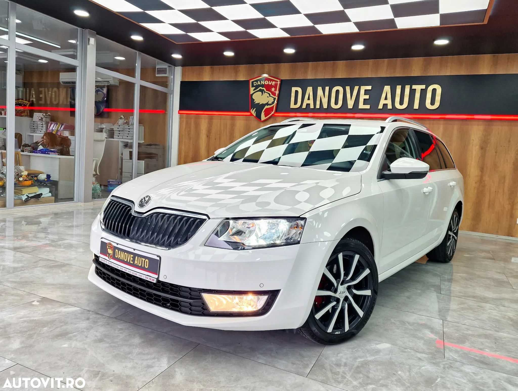 Skoda Octavia 2.0 TDI 4x4 Drive - 1