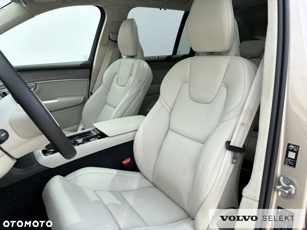 Volvo XC 90 - 11