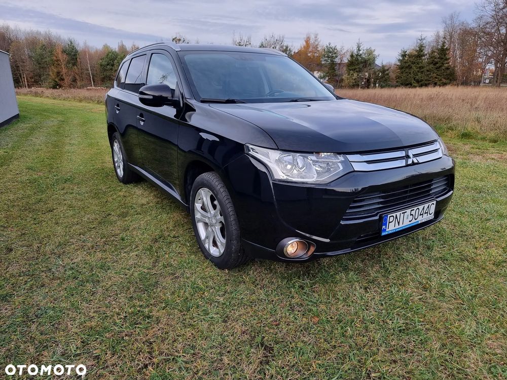 Mitsubishi Outlander 2.2 DI-D 2WD Invite - 2