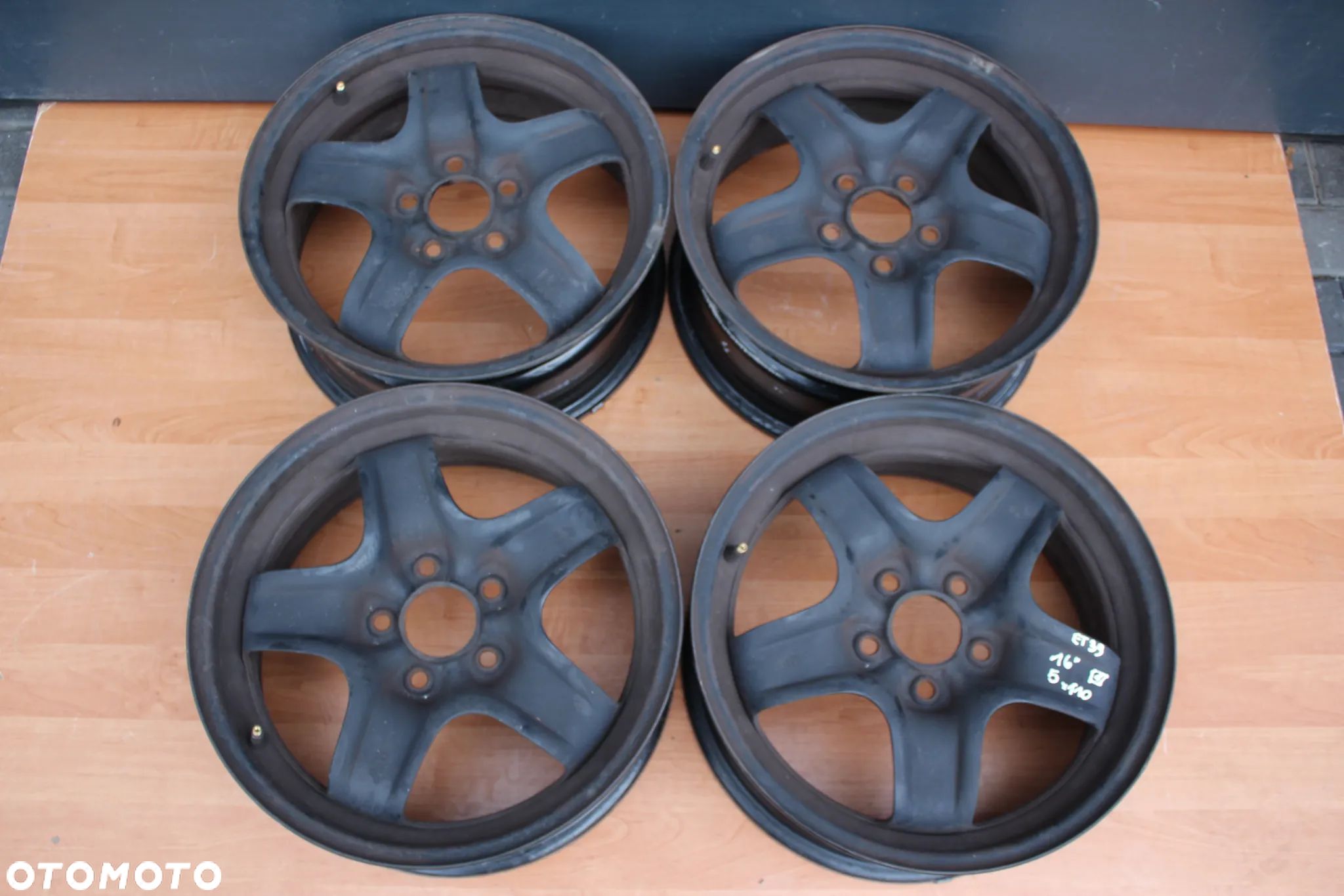 FELGI STALOWE STRUKTURALNE OPEL ZAFIRA A B ASTRA H MERIVA B VECTRA C SIGNUM 16 CALI 5X110 ET39 - 1