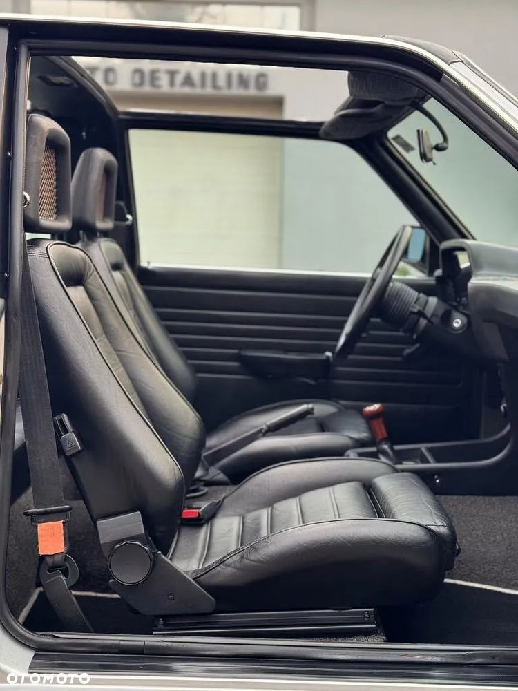 BMW Seria 3 323i - 30