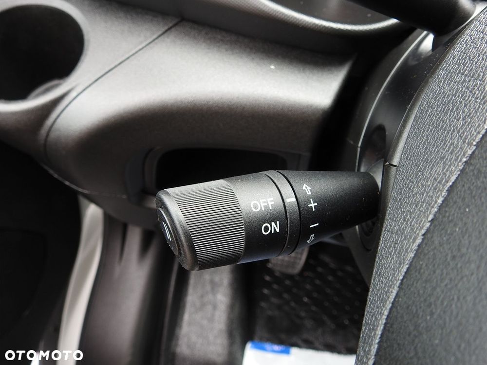 Iveco DAILY 35C15 KONTENER CHŁODNIA -12*C ZASILANIE 230V TEMPOMAT KLIMATYZACJA BLIŹNIACZE KOŁA  150KM - 32