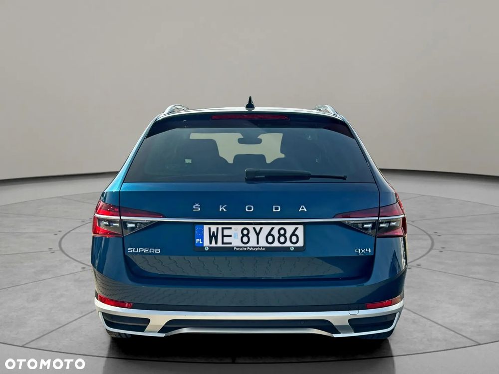 Skoda Superb 2.0 TSI 4x4 Scout DSG - 5
