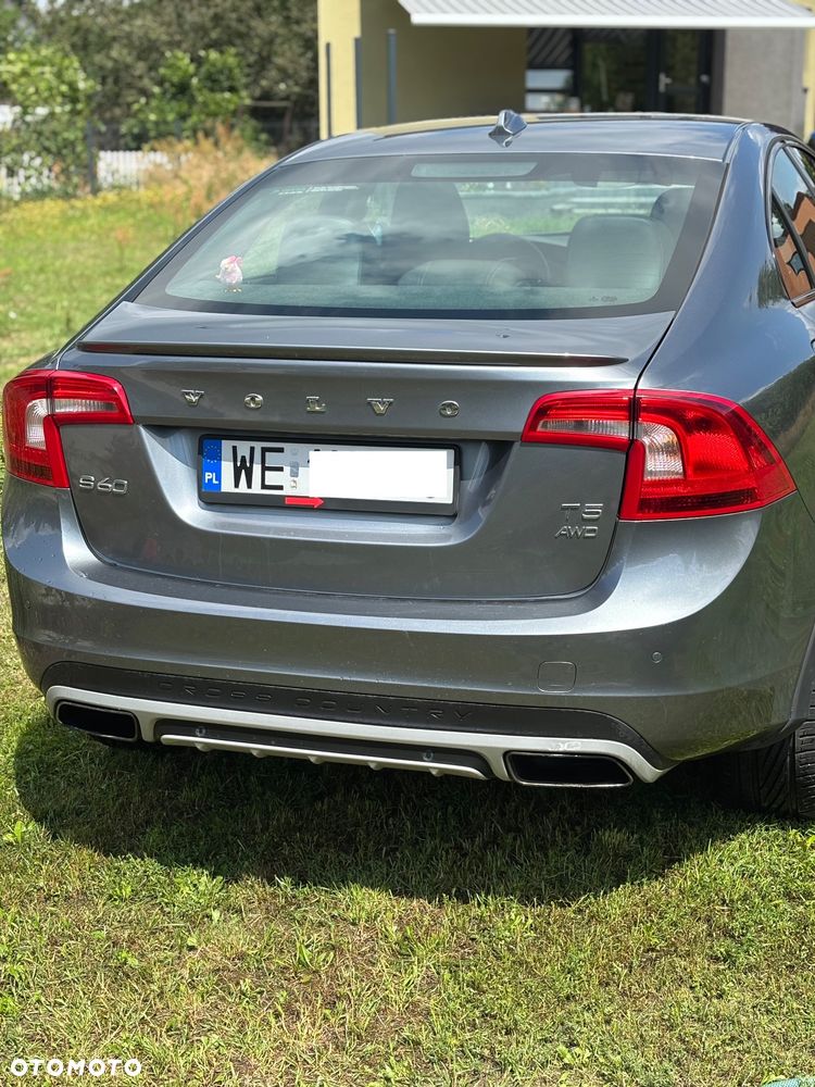 Volvo S60 CC T5 AWD Summum - 3