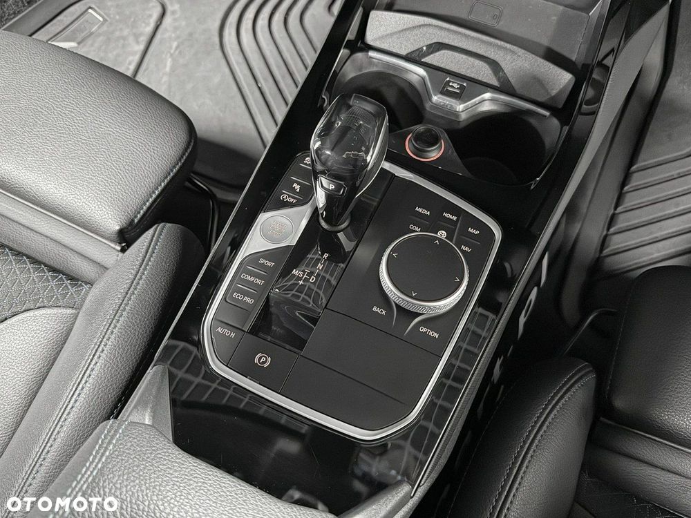 BMW Seria 1 118i M Sport - 28