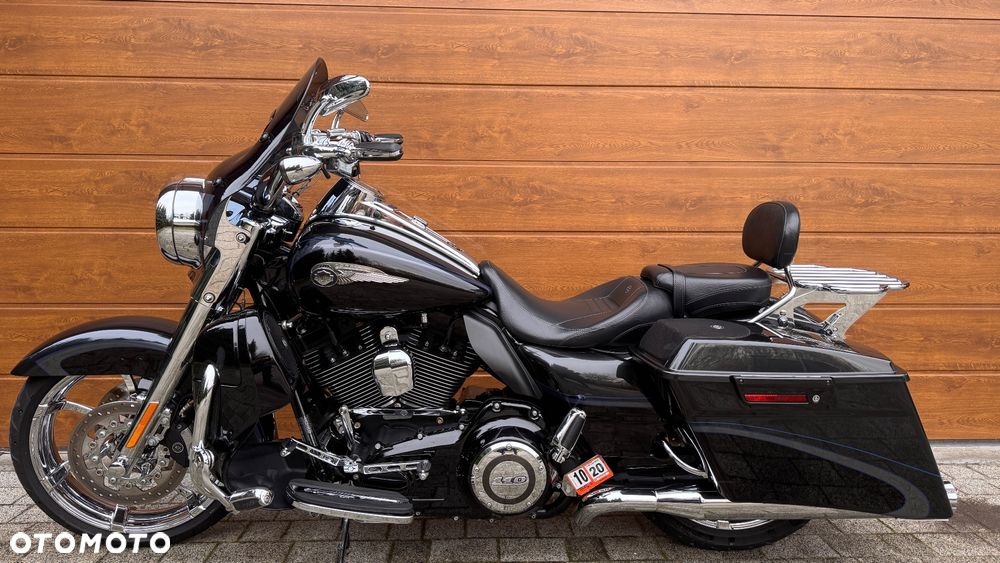 Harley-Davidson Touring Road King - 1